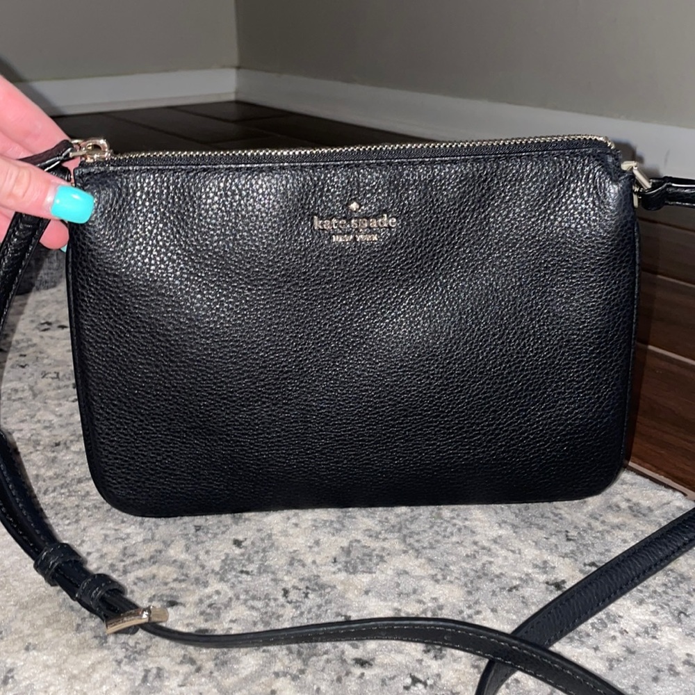 PERFECT CONDITION Kate Spade Genuine Leather Leila Triple Gusset Crossbody Bag